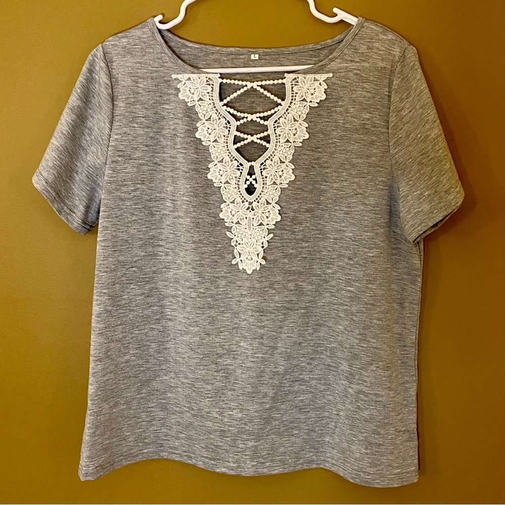 ✨V-Neck Lace Tee